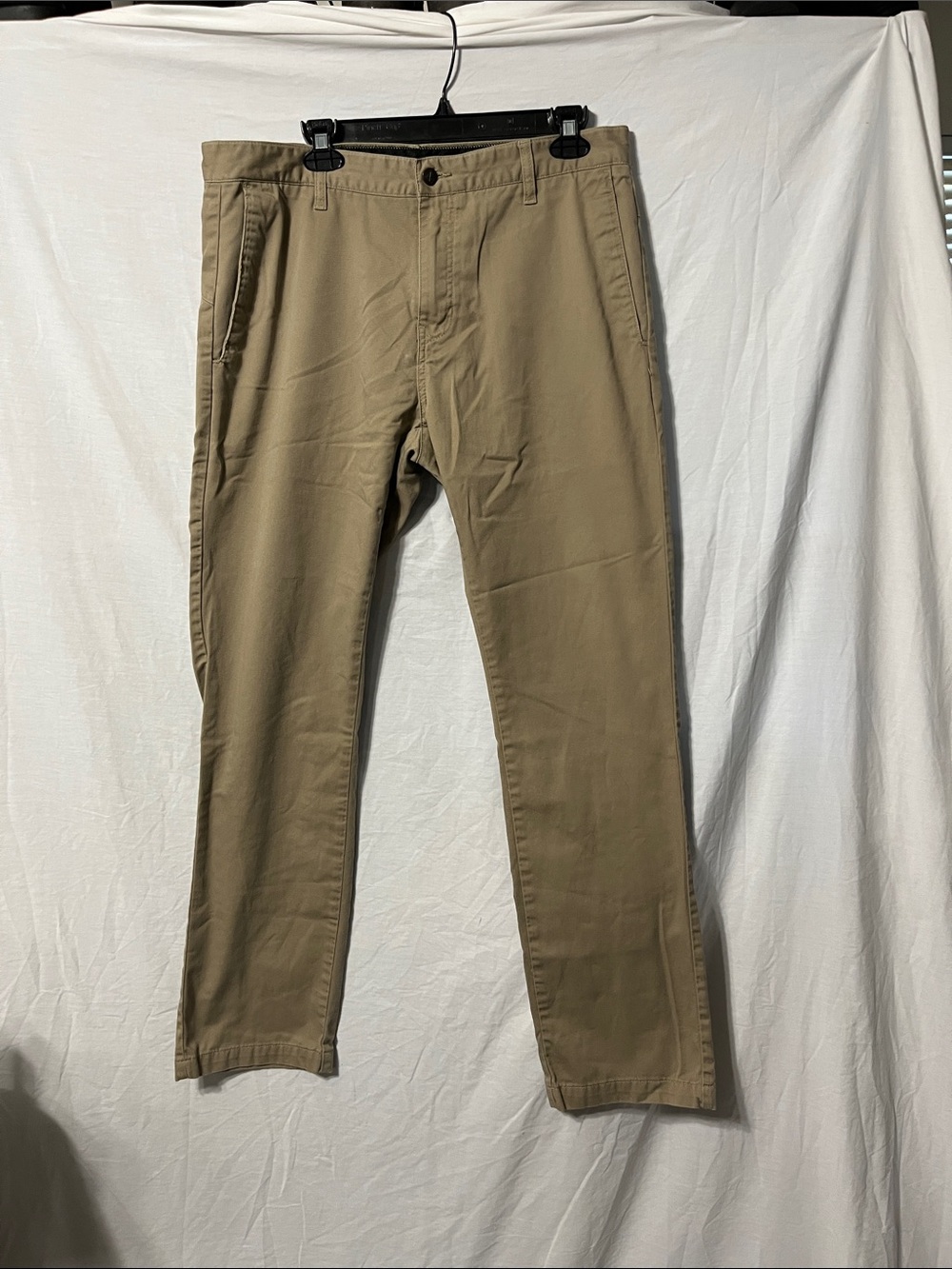 Volcom Men's Tan Straight Chino Pants